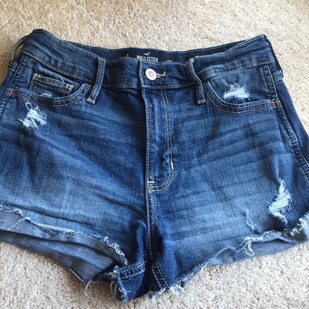 Hollister shorts dark wash